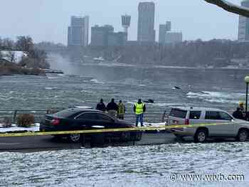 See it: Car submerged in rapids at edge of Niagara Falls