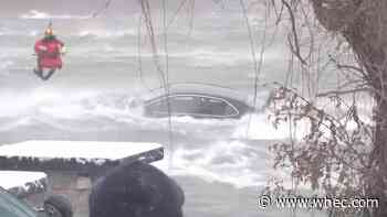 Woman dead after daring rescue just 150 feet from brink of Niagara Falls