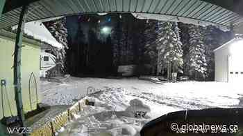 Loud fireball streaks across central Alberta night sky