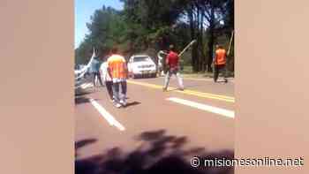 Video | Manifestantes atacaron a un automovilista en Caraguatay - Misiones OnLine
