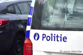 Drie voertuigen betrokken bij kop-staartaanrijding in Mopertingen - Het Belang van Limburg