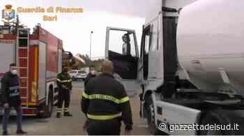 Bari, 30mila litri di gasolio e un camion sequestrati per contrabbando donati ai vigili del fuoco - Gazzetta del Sud