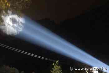 Arco, base jumper bloccato in parete recuperato nella notte - gardapost