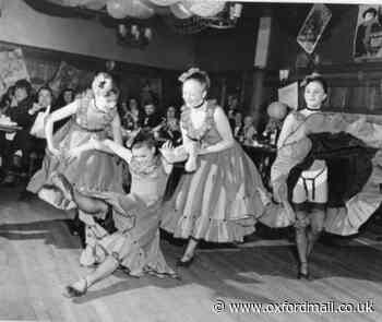 Dancers perform at hotel for French food weekend - Oxford Mail