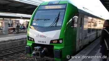 Essen: Kontrolleure in S-Bahn verprügelt! Polizei sucht DIESE Männer - Der Westen