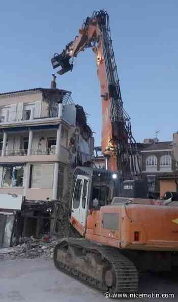 Fragilisés par l'effondrement de l'immeuble à Sanary, les bâtiments accolés sont en train d'être démolis