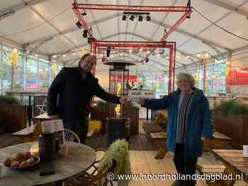 Het is weer schaatsen geblazen op het Stationsplein in Beverwijk. 'We mogen eindelijk weer' - Noordhollands Dagblad