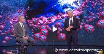 Vaccino con braccio silicone, 'mi sono piegato al sistema' - Gazzetta di Parma