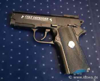 Zwischen Passau und Plattling - Polizisten beschlagnahmen Gasdruckpistole in Zug - idowa