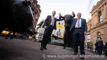 "Historischer Tag" auch für Evobus: Daimler Truck an der Börse notiert