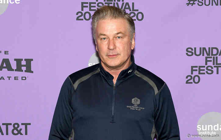 Alec Baldwin writes emotional open letter about “false” ‘Rust’ set claims