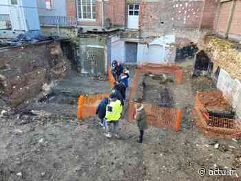 Des vestiges de la ville d'Arras découverts sous la cour du lycée Baudimont - actu.fr