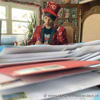 Port Colborne man helping others, one card at a time - StCatharinesStandard.ca