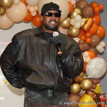 Kanye West calls on Kim Kardashian to 'run right back' to him during benefit concert