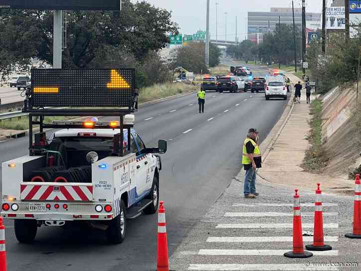 2 workers hit, killed installing signs next to I-35 frontage road; speed was a factor, police believe