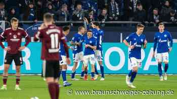 Ersatzgeschwächtes Schalkes erkämpft ohne Trainer den Sieg