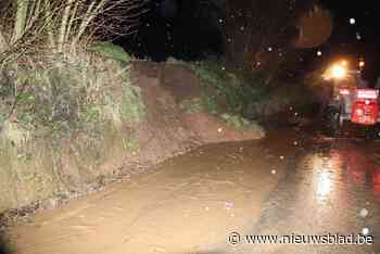 Berm spoelt op straat