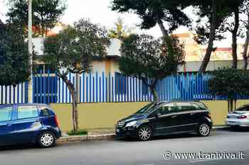 Nuovo look per la scuola dell'infanzia Dell'Olio: pitturata la recinzione esterna - TraniViva