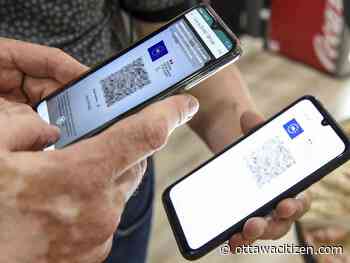 Ontario tightens rules, expands access to boosters as Omicron variant takes hold