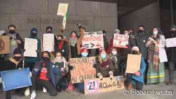 Ottawa stays on the sidelines over new Bill 21 disputes in Quebec - Globalnews.ca