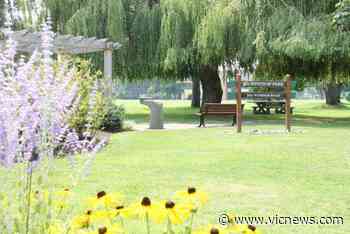 Time to get training: Registrations open for 2022 Oak Bay Half Marathon - Victoria News