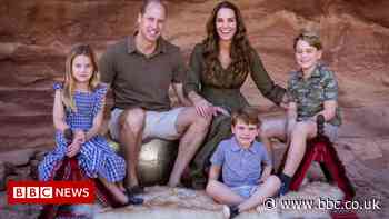 Prince William and Kate's Christmas card shows family in Jordan