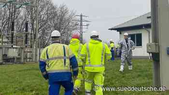 Brände - Neunkirchen-Seelscheid - Zehntausende Betroffen: Stromausfall hält weiter an - Panorama - SZ.de - Süddeutsche Zeitung