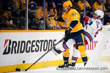 Nashville Predators' Eeli Tolvanen scores winning goal in final seconds vs. New York Islanders