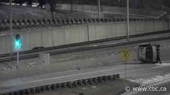 2 men sent to hospital after van hits cyclist early Saturday, Calgary police say