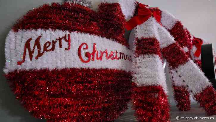 Keeping the season safe: Alberta infectious disease specialist weighs in on another pandemic holiday