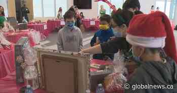 Christmas charity event helps single-parent families in Edmonton area