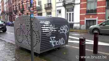 Gebrek aan fietsboxen in Brussel: 'Meer dan 5.000 mensen op de wachtlijst' - BRUZZ