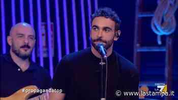 Marco Mengoni: "Ecco chi vorrei che vincesse questo festival di Sanremo" - La Stampa
