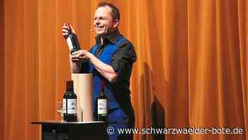Show in Balingen - Die Magie des Varietés verzaubert – endlich wieder - Schwarzwälder Bote