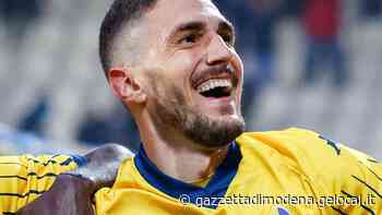 Azzi, idolo di Modena: «Gioco dove serve ed è stupendo aver vinto 9 partite» - La Gazzetta di Modena