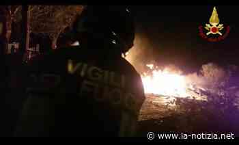 Cagli, a fuoco cabina gas metano dopo impatto con mezzo pesante - La Notizia.net