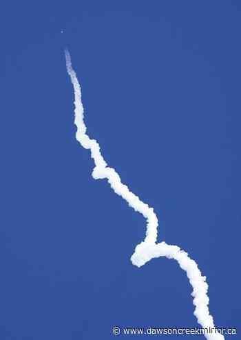 TV's Strahan flies in space with astronaut's daughter: Wow! - Dawson Creek Mirror