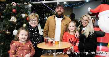 30 Christmas panto pictures of opening night at Grimsby Auditorium - Grimsby Live