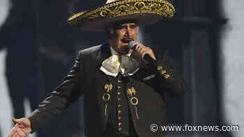 Vicente Fernández, legendary Mexican singer, dead at 81