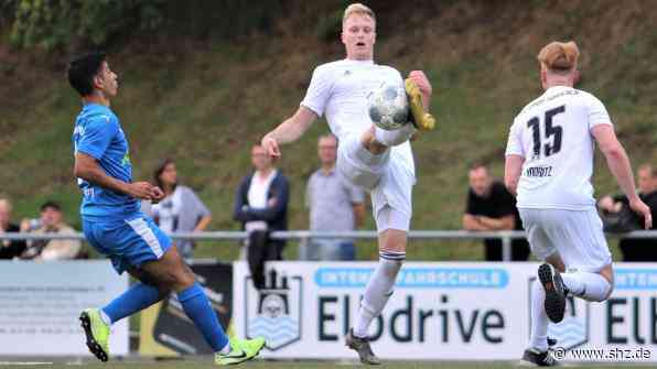 Fußball-Oberliga: Weihnachts- und Abschiedsfeier: Jan Nötzelmann verlässt Union Tornesch | shz.de - shz.de