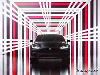 Tesla’s great year came without paid advertising, but plenty of buzz