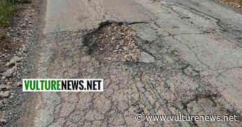 Melfi-zona industriale: buche talmente profonde che per evitarle si rischia di uscire fuori strada! La denuncia - vulturenews.net