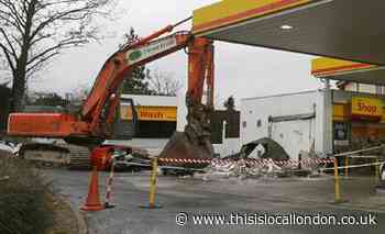 Memories of digger used to steal cash machine in Chigwell