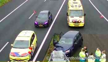 Automobilist botst frontaal op RIMOB langs A27 bij Eemnes, afrit naar Amsterdam afgesloten - Noordhollands Dagblad