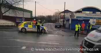 Bomb disposal team called to Bolton police station after 'suspicious item' found - Manchester Evening News