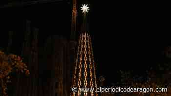 La estrella de la Sagrada Família ya ilumina Barcelona - El Periódico de Aragón