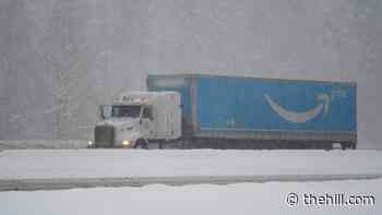 Senate Republicans call on Biden to lift vaccine mandate for truckers crossing Canadian border
