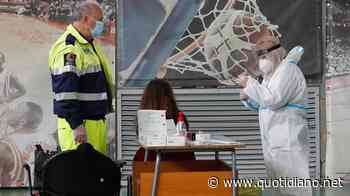 Covid Napoli, focolaio a Capri: oggi tamponi per 500 studenti e famiglie delle scuole - QUOTIDIANO NAZIONALE