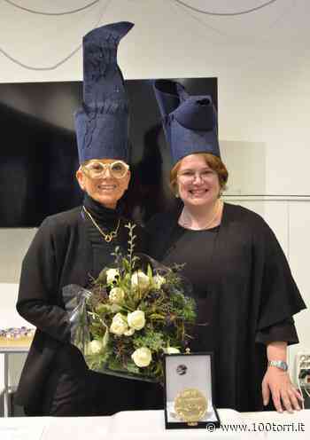 Chieri, Porta del Tessile. Mostra "Immaginazione Blu" di Franca Pisani - CentoTorri