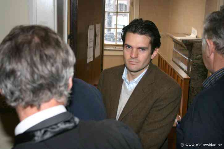 Hoe onveiliger we rijden, hoe rijker hij wordt: ‘Keizer van de Wegwijzer’ Glenn Janssens zit achter bedrijf dat trajectcontroles uitbaat